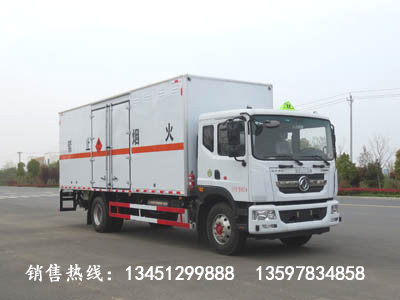 東風(fēng)天錦雜項危險物品廂式運輸車(chē)（國六）