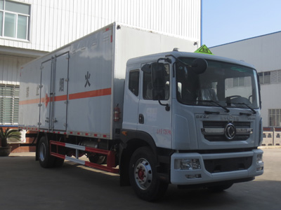 東風(fēng)D9爆破器材運輸車(chē)
