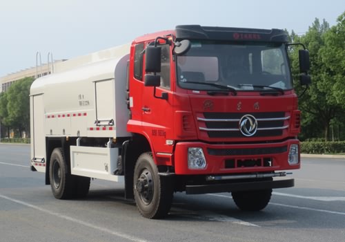東風(fēng)四驅越野8.5噸消防灑水車(chē)