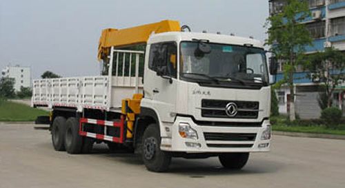 東風(fēng)天龍后雙橋隨車(chē)起重運輸車(chē)